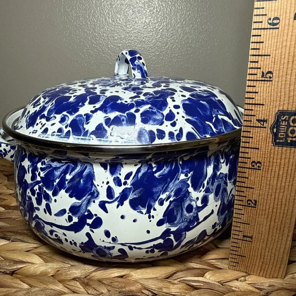 Golden Rabbit Blue White Spongeware Enamelware Covered Casserole Pot With Lid